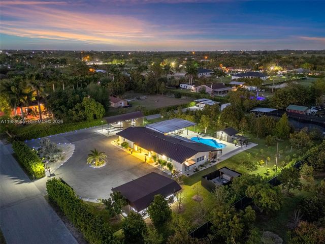 24655 SW 212th Avenue, Homestead, FL 33031