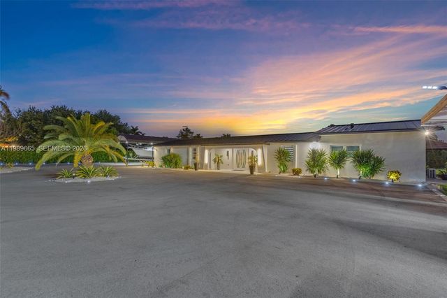 24655 SW 212th Avenue, Homestead, FL 33031