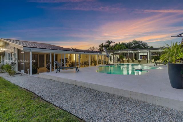 24655 SW 212th Avenue, Homestead, FL 33031