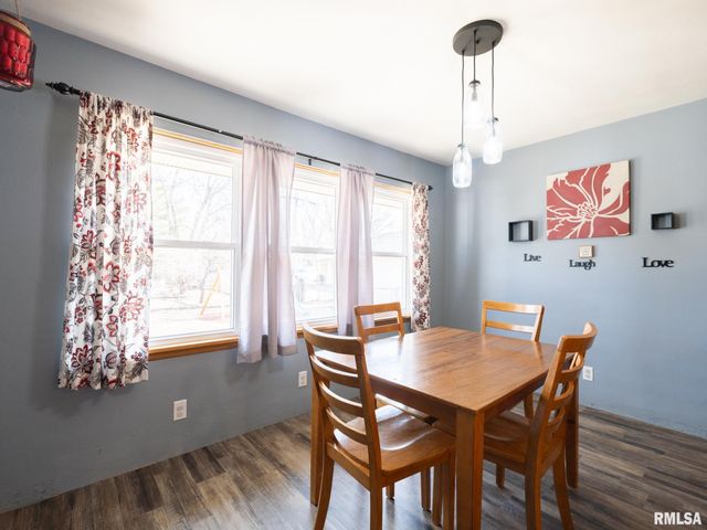 1404 N 11TH Street, Pekin, IL 61554