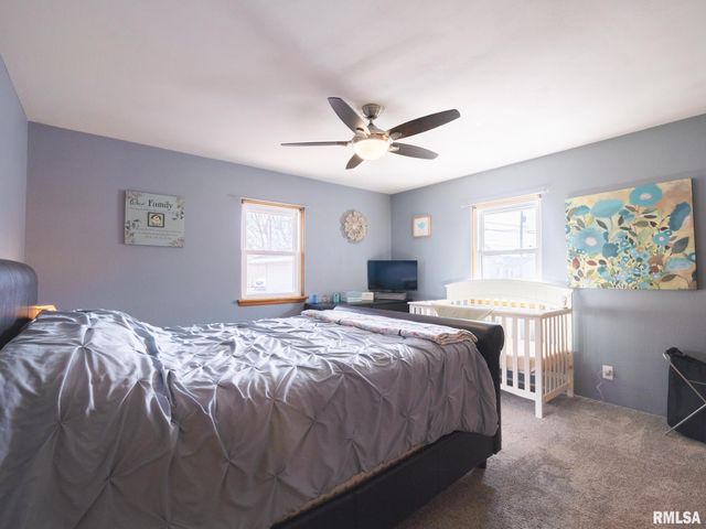 1404 N 11TH Street, Pekin, IL 61554