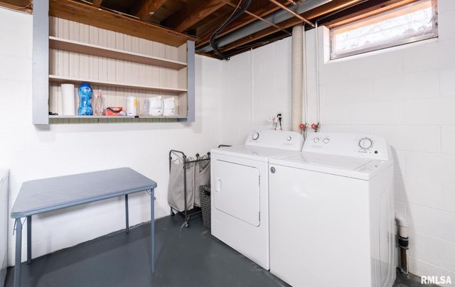 1404 N 11TH Street, Pekin, IL 61554