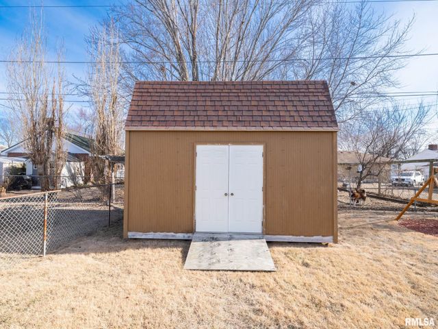 1404 N 11TH Street, Pekin, IL 61554