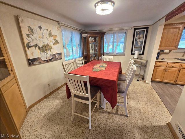 9515 Elsmere Drive, Parma, OH 44130
