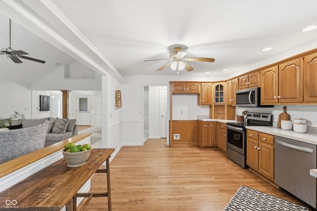 3343 S Rosewind Drive, New Palestine, IN 46163
