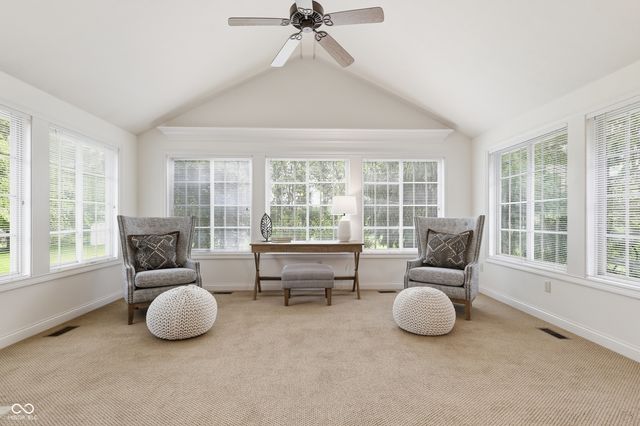 3343 S Rosewind Drive, New Palestine, IN 46163