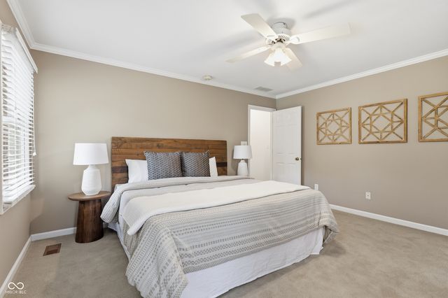 3343 S Rosewind Drive, New Palestine, IN 46163