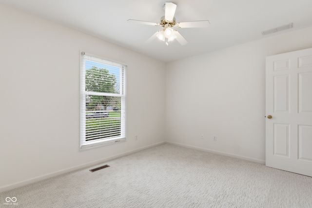 3343 S Rosewind Drive, New Palestine, IN 46163