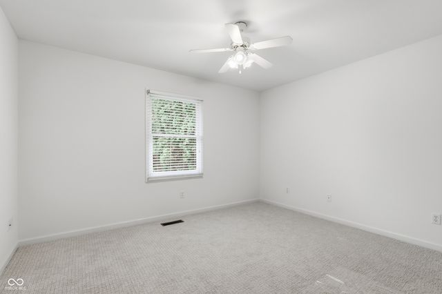 3343 S Rosewind Drive, New Palestine, IN 46163