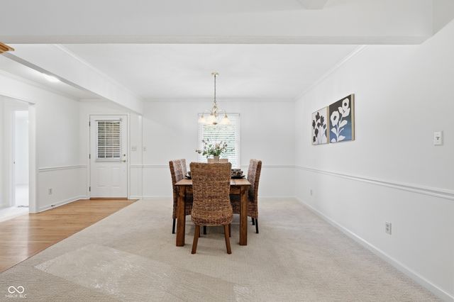 3343 S Rosewind Drive, New Palestine, IN 46163
