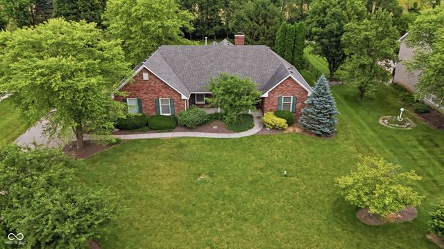 3343 S Rosewind Drive, New Palestine, IN 46163