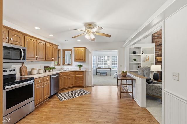 3343 S Rosewind Drive, New Palestine, IN 46163
