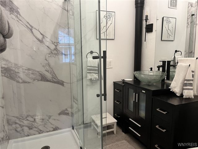 3924 Washington Street, Niagara Falls, NY 14305