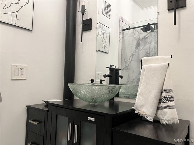 3924 Washington Street, Niagara Falls, NY 14305