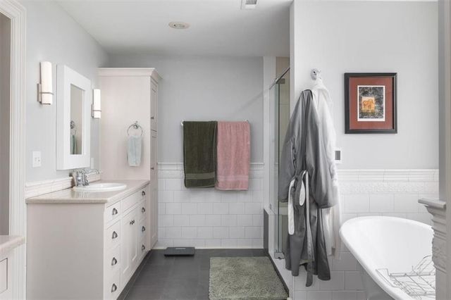 215 Earhart Circle, Lawrence, KS 66049