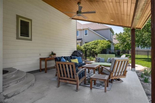 215 Earhart Circle, Lawrence, KS 66049