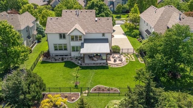 215 Earhart Circle, Lawrence, KS 66049