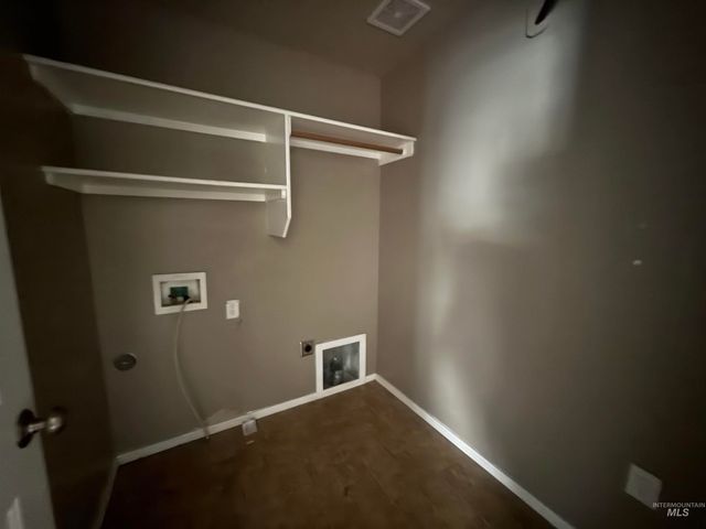 137 S Bryson Ct, Nampa, ID 83686