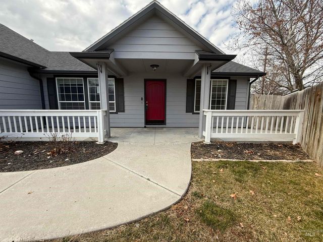 137 S Bryson Ct, Nampa, ID 83686