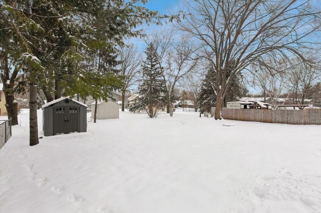 505 Nelson Court, Northfield, MN 55057