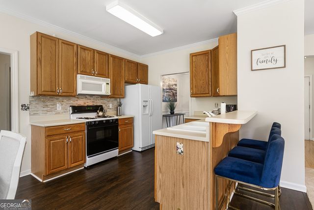 1166 Mandalay Court SW, Lilburn, GA 30047