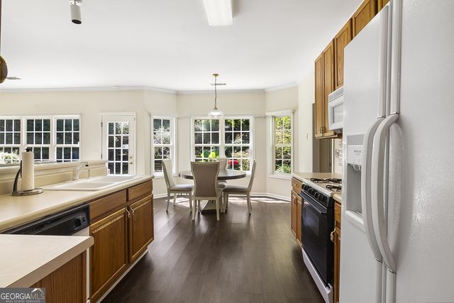 1166 Mandalay Court SW, Lilburn, GA 30047