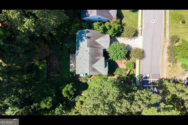 1166 Mandalay Court SW, Lilburn, GA 30047