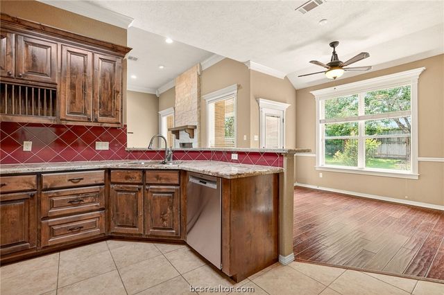 4424 Spring Branch Drive, College Station, TX 77845