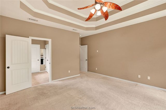 4424 Spring Branch Drive, College Station, TX 77845