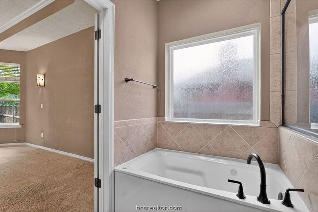 4424 Spring Branch Drive, College Station, TX 77845