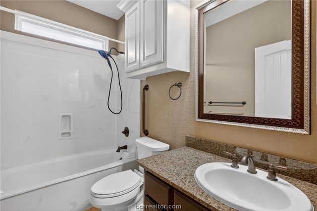 4424 Spring Branch Drive, College Station, TX 77845