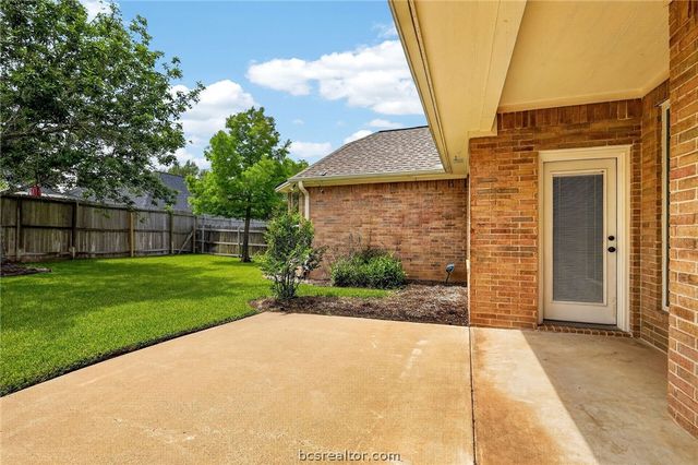 4424 Spring Branch Drive, College Station, TX 77845