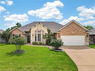 4424 Spring Branch Drive, College Station, TX 77845