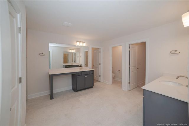 612 Cresswell Moor Way, Fayetteville, NC 28311