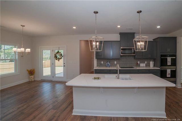 612 Cresswell Moor Way, Fayetteville, NC 28311