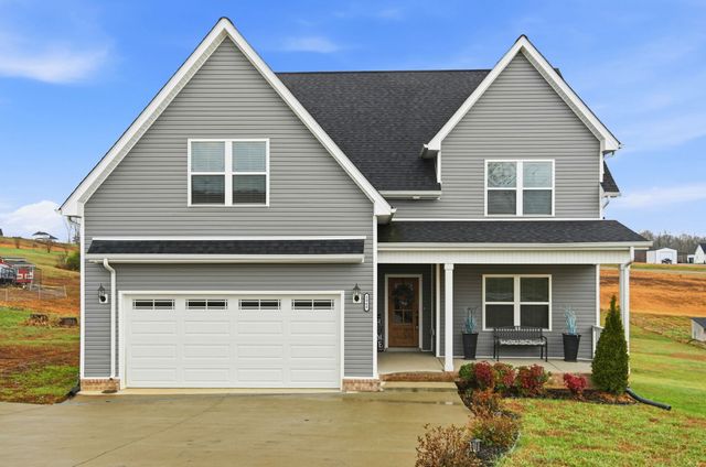 3968 Chapel Hill Rd, Clarksville, TN 37040