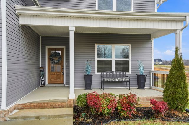 3968 Chapel Hill Rd, Clarksville, TN 37040