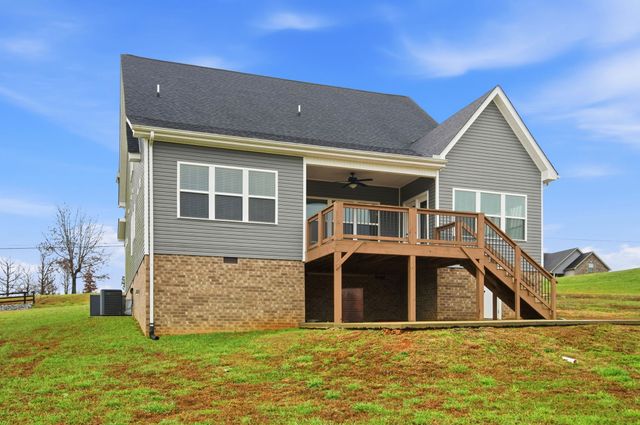 3968 Chapel Hill Rd, Clarksville, TN 37040