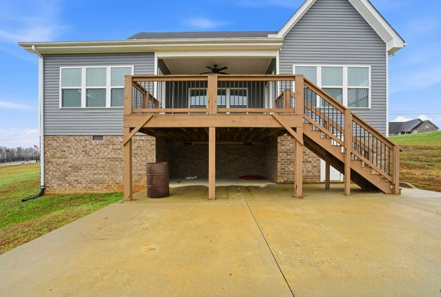 3968 Chapel Hill Rd, Clarksville, TN 37040