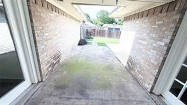 1521 Leicester Street, Garland, TX 75044