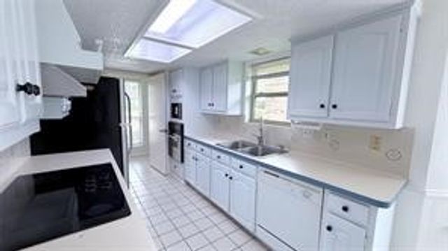 1521 Leicester Street, Garland, TX 75044
