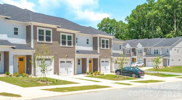 9100 Bluedale Road Beechwood, Charlotte, NC 28216