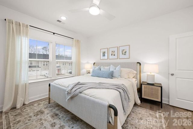 9100 Bluedale Road Beechwood, Charlotte, NC 28216