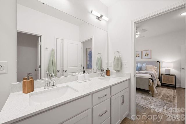 9100 Bluedale Road Beechwood, Charlotte, NC 28216