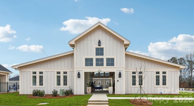 9100 Bluedale Road Beechwood, Charlotte, NC 28216