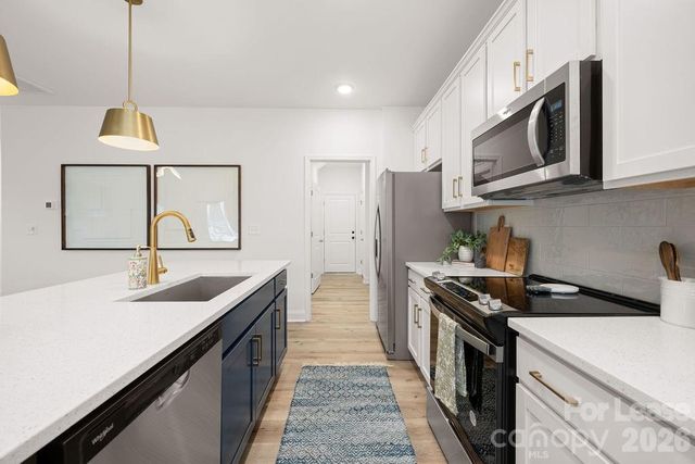 9100 Bluedale Road Beechwood, Charlotte, NC 28216
