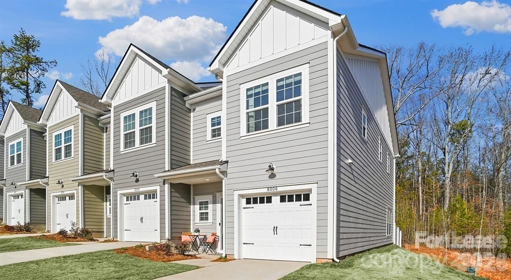 9100 Bluedale Road Beechwood, Charlotte, NC 28216