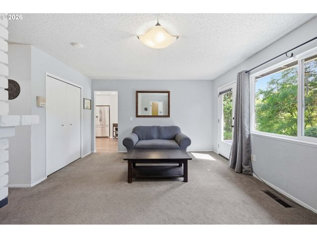 7320 Sw 142ND Ave, Beaverton, OR 97008