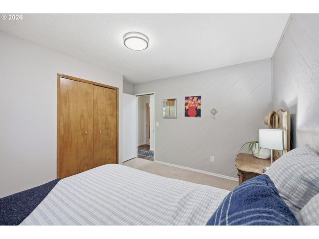 7320 Sw 142ND Ave, Beaverton, OR 97008