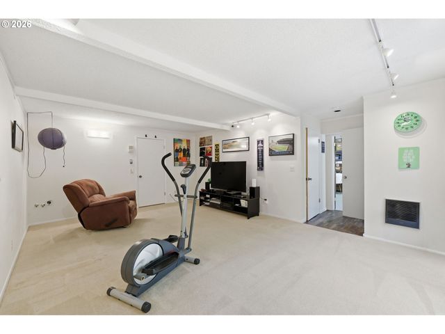 7320 Sw 142ND Ave, Beaverton, OR 97008